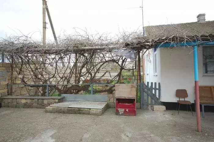 Дом в Сакский район, село Веселовка, Степная улица, 48 (82.4 м) - Фото 1