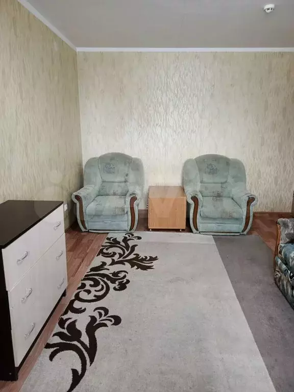 1-к. квартира, 42 м, 3/10 эт. - Фото 1