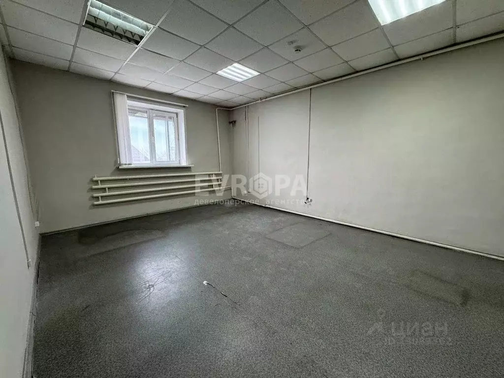 Офис в Ульяновская область, Ульяновск ул. Урицкого, 100 (17 м) - Фото 1