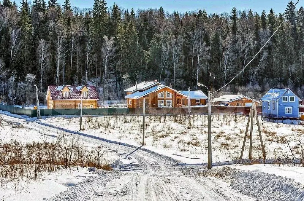 Участок в Московская область, Красногорск городской округ, д. ... - Фото 2