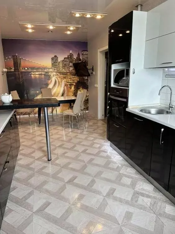 4-к кв. Иркутская область, Иркутск ул. Лермонтова, 333в (73.4 м) - Фото 1