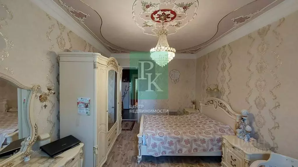 3-к кв. Севастополь ул. Адмирала Макарова, 7 (71.6 м) - Фото 2