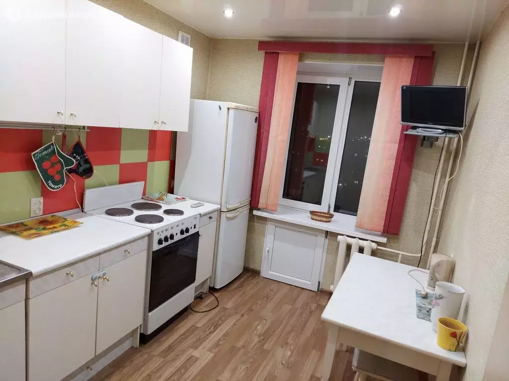 1-комнатная квартира: Киров, Солнечная улица, 31к3 (42 м) - Фото 1