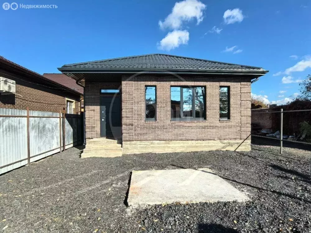 Дом в Батайск, Ставропольская улица, 51А (100 м) - Фото 1