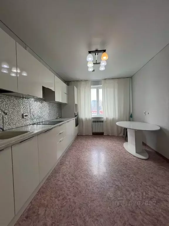3-к кв. Татарстан, Казань ул. Айрата Арсланова, 11 (79.9 м) - Фото 0