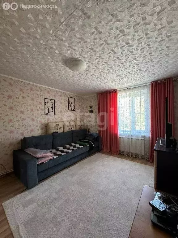3-комнатная квартира: Воронеж, улица Дарвина, 1 (57.3 м) - Фото 1