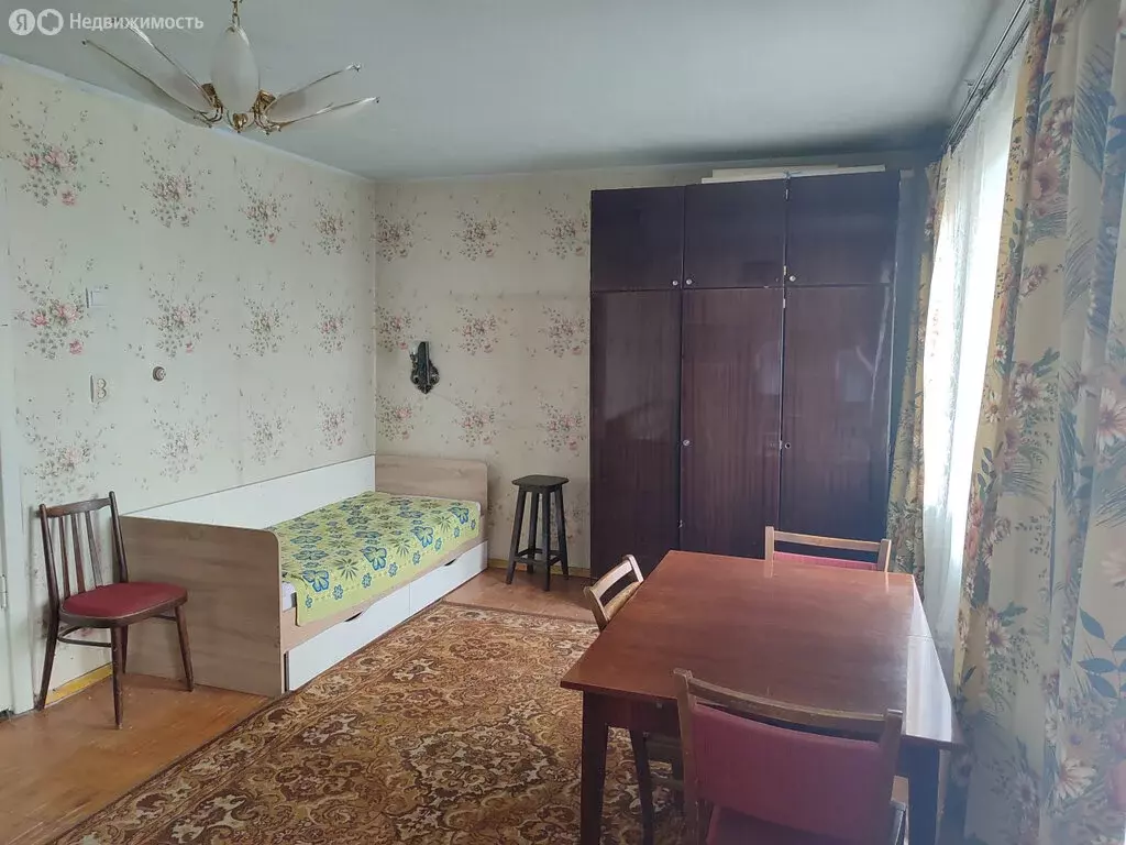 1-комнатная квартира: Екатеринбург, улица Большакова, 17 (35 м) - Фото 1