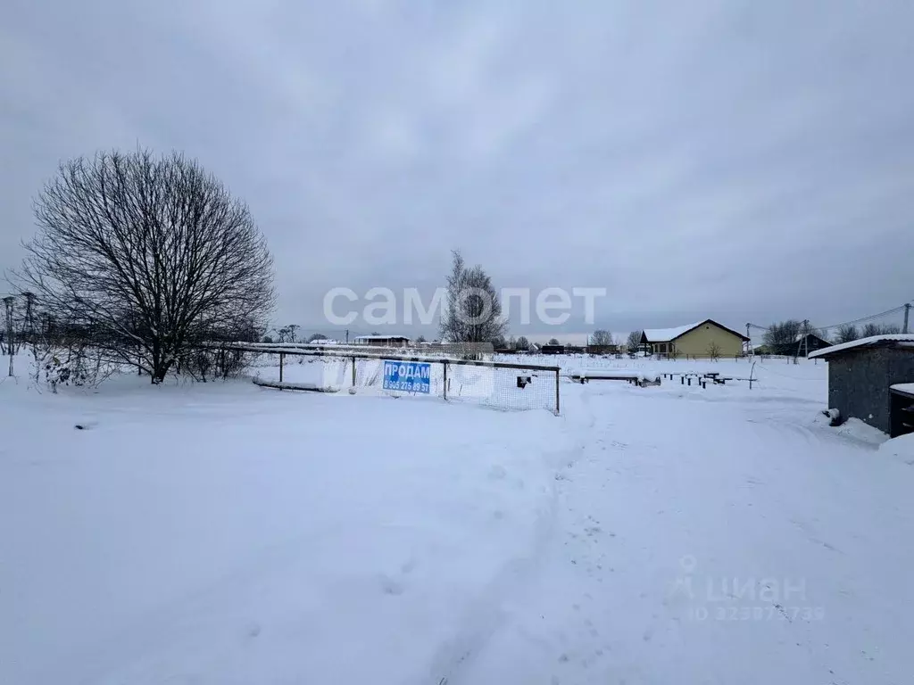 Участок в Ленинградская область, Тосненское городское поселение, д. ... - Фото 1