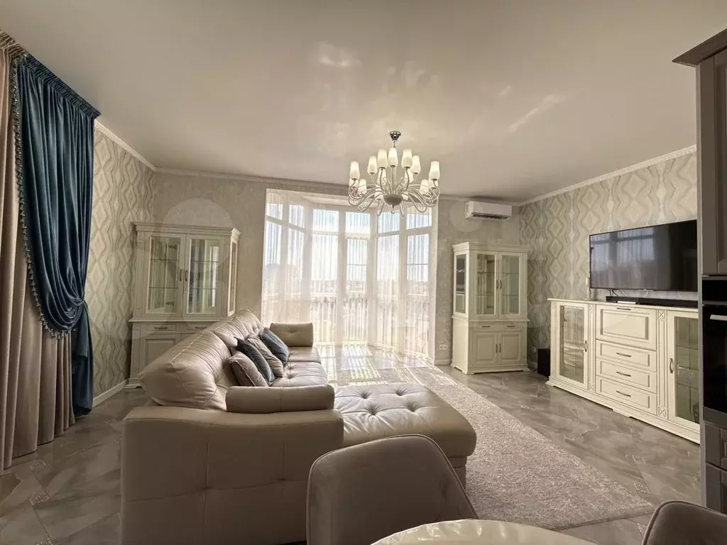 3-к. квартира, 112 м, 5/6 эт. - Фото 1
