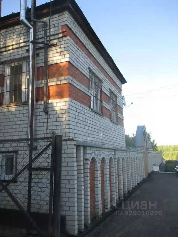 Дом в Татарстан, Зеленодольский район, Раифское с/пос, с. ... - Фото 1