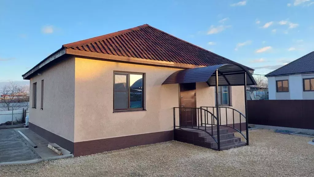 Дом в Краснодарский край, Темрюк Курчанский пер. (83 м) - Фото 1