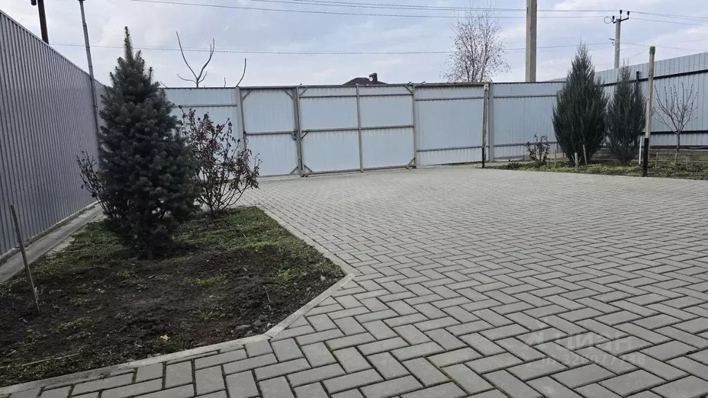 Дом в Ростовская область, Батайск ул. Изумрудная (165 м) - Фото 2