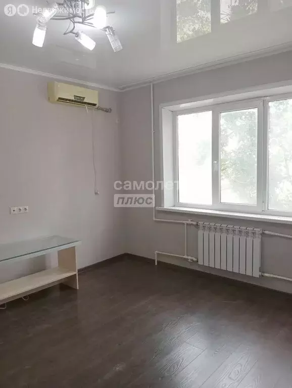 2-комнатная квартира: Астрахань, Звёздная улица, 43 (50 м) - Фото 0