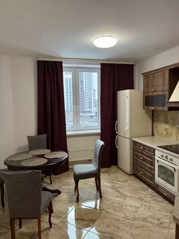 2-к кв. Свердловская область, Екатеринбург ул. Николая Островского, 1 ... - Фото 2