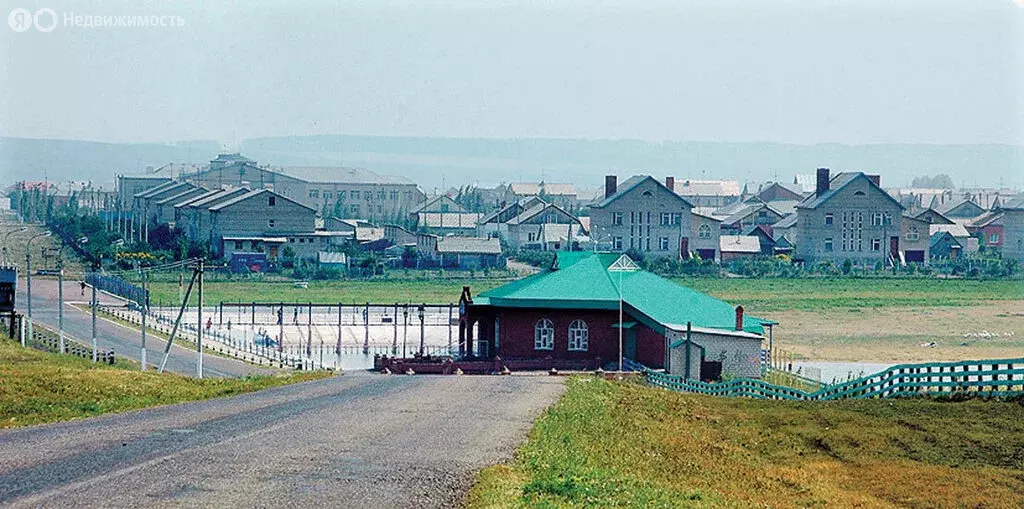 Участок в село Кармаскалы, Запрудная улица (12 м) - Фото 1