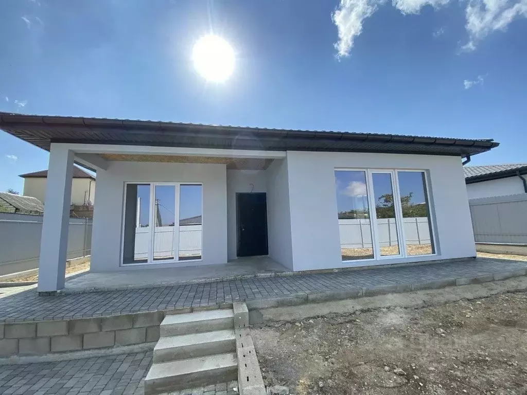 Дом в Севастополь Рассвет-3 садоводческое товарищество,  (120 м) - Фото 1