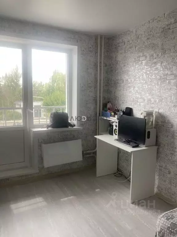 1-к кв. Саратовская область, Саратов Брянская ул., 12 (27.4 м) - Фото 2