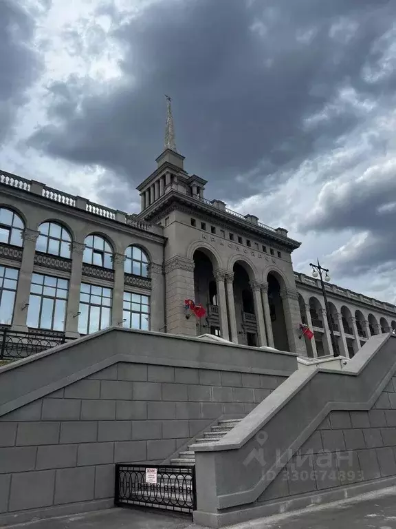 Офис в Красноярский край, Красноярск ул. Дубровинского, 1 (17 м) - Фото 1