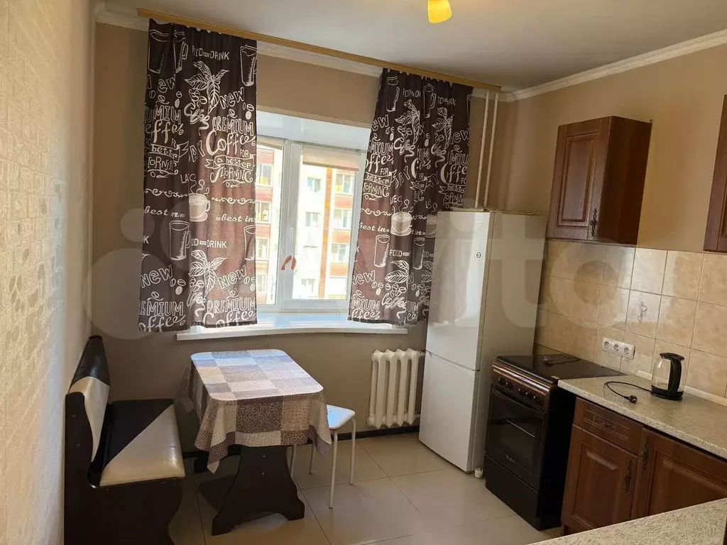 2-к. квартира, 58 м, 3/10 эт. - Фото 0