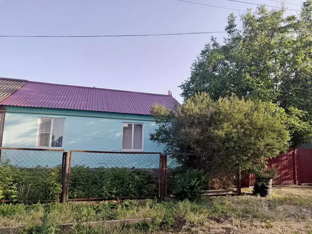 Дом в Ростовская область, Матвеево-Курганский район, Екатериновское ... - Фото 0