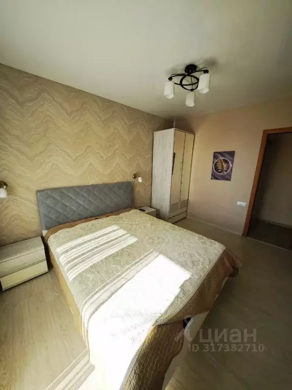 2-к кв. Приморский край, Владивосток ул. Ладыгина, 2 (50.0 м) - Фото 1