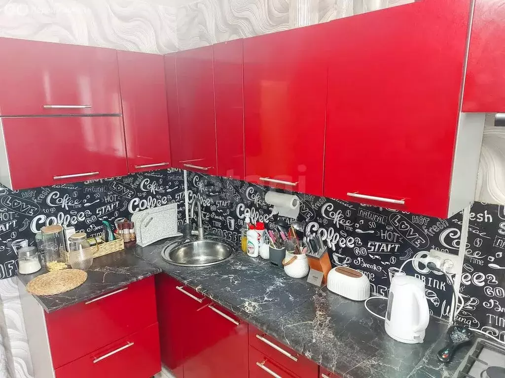 2-комнатная квартира: Череповец, Остинская улица, 13 (50 м) - Фото 1