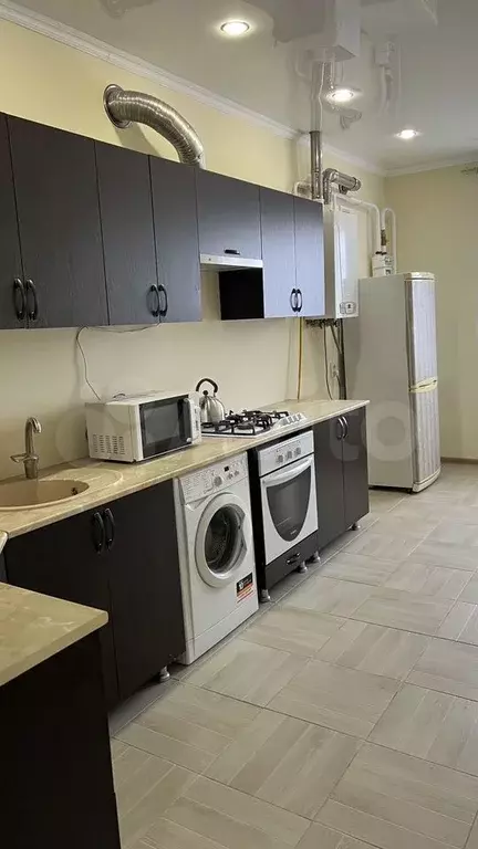1-к. квартира, 53 м, 4/4 эт. - Фото 1