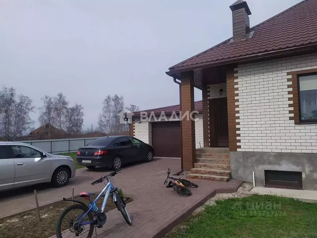 Дом в Белгородская область, Белгородский район, Разумное рп ул. ... - Фото 1