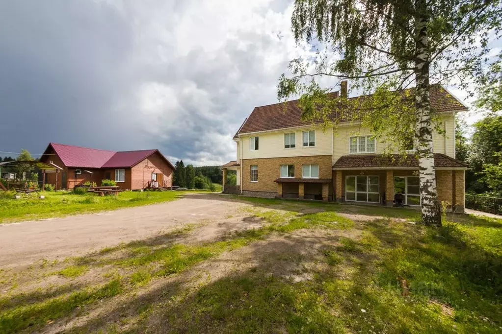 Дом в Ленинградская область, Выборгский район, Каменногорское ... - Фото 1