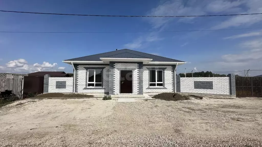 Дом в Тюменская область, Тюменский муниципальный округ, с. Каменка  ... - Фото 1