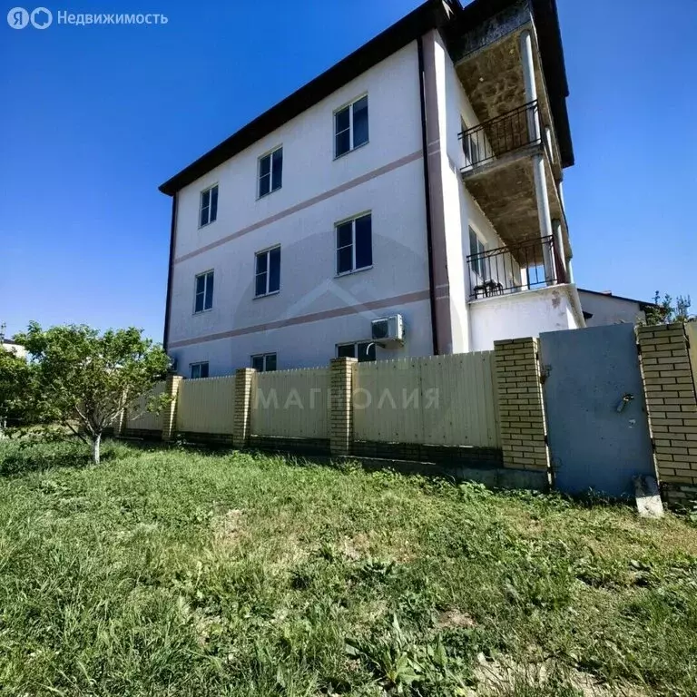 Дом в село Витязево, Уютная улица (270 м) - Фото 1