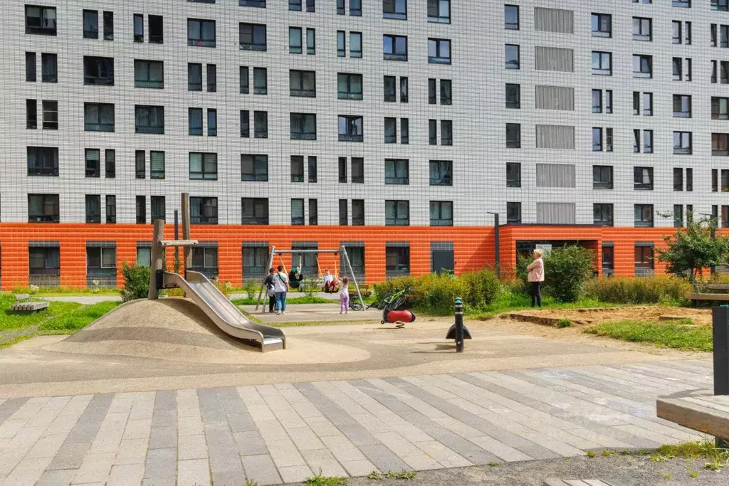 3-к кв. Москва ул. Саларьевская, 14к3 (66.5 м) - Фото 1