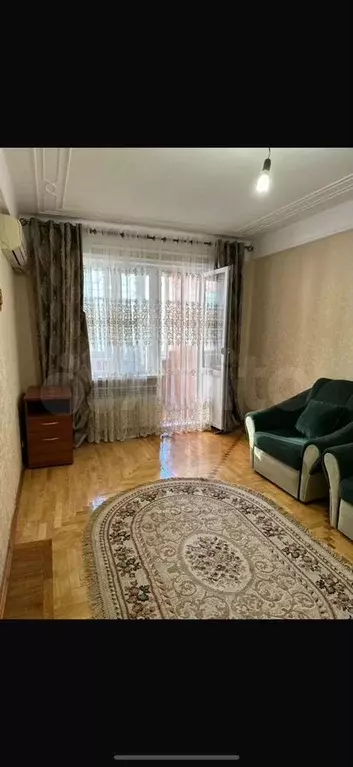 2-к. квартира, 70 м, 5/5 эт. - Фото 0