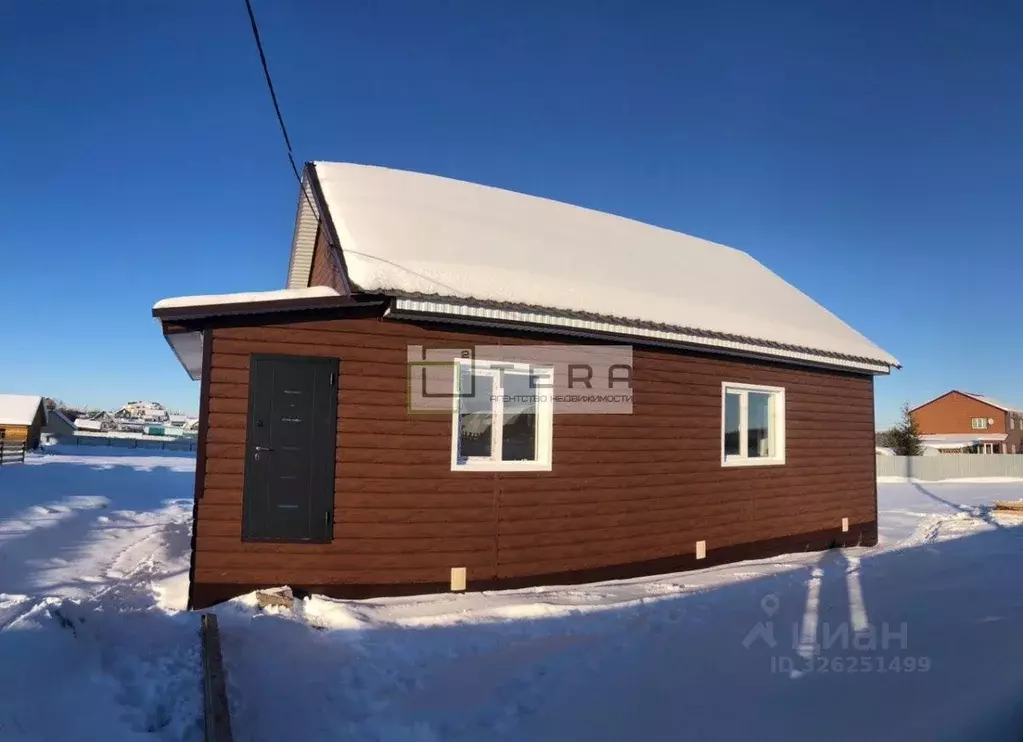 Дом в Башкортостан, Нуримановский район, Красногорский сельсовет, с. ... - Фото 1