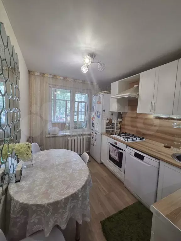 4-к. квартира, 84 м, 1/5 эт. - Фото 0
