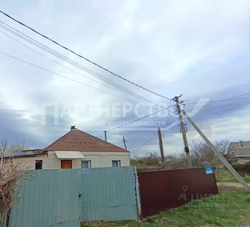 Дом в Краснодарский край, Северский район, Ильское городское ... - Фото 1