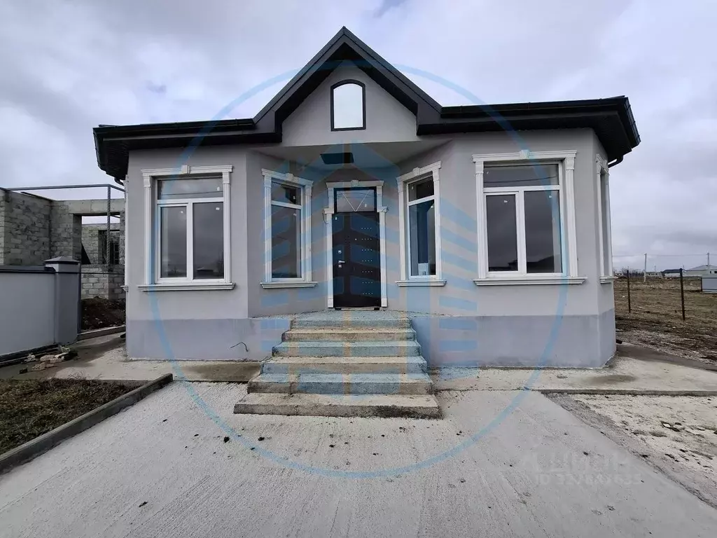 Дом в Ставропольский край, Предгорный муниципальный округ, пос. ... - Фото 1