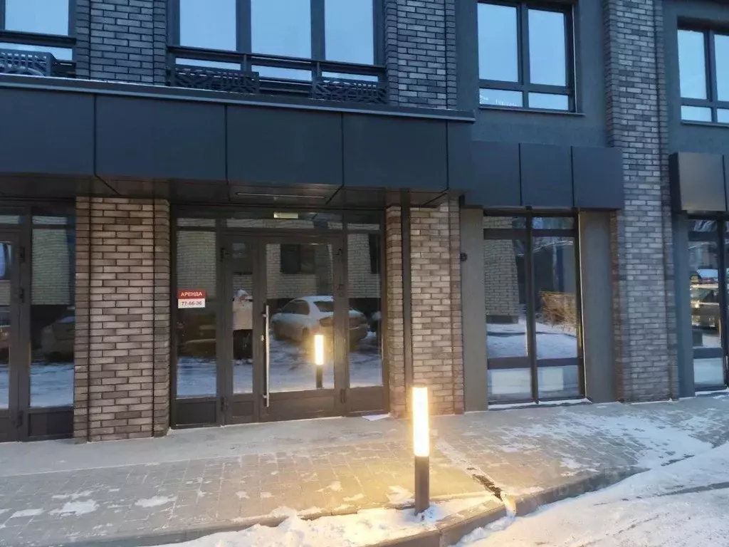 Помещение свободного назначения в Удмуртия, Ижевск ул. 8 Марта, 27 (59 ... - Фото 2