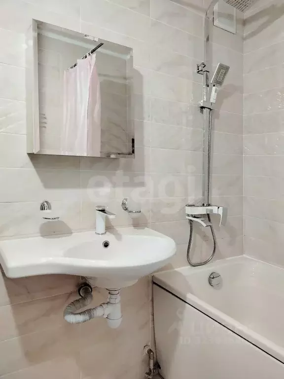 2-к кв. Ярославская область, Ярославль ул. Ньютона, 9В (63.9 м) - Фото 1