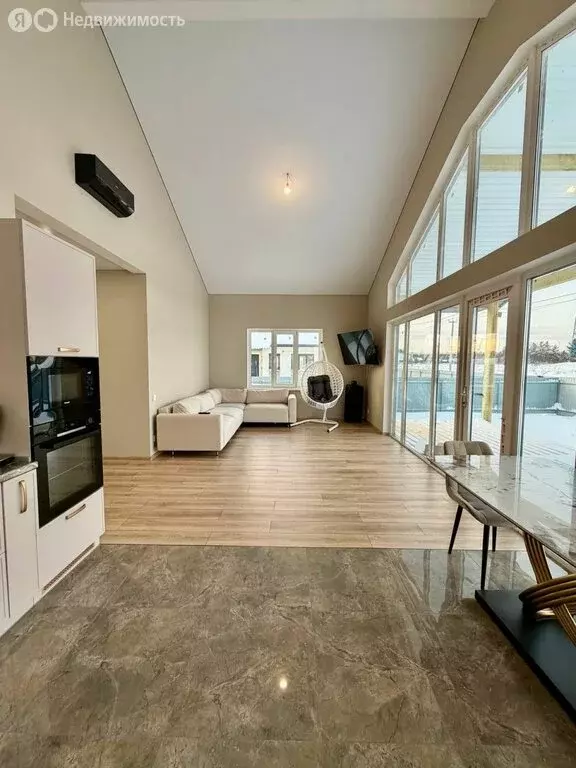 Дом в Бийск, улица Павла Нахимова (105 м) - Фото 1