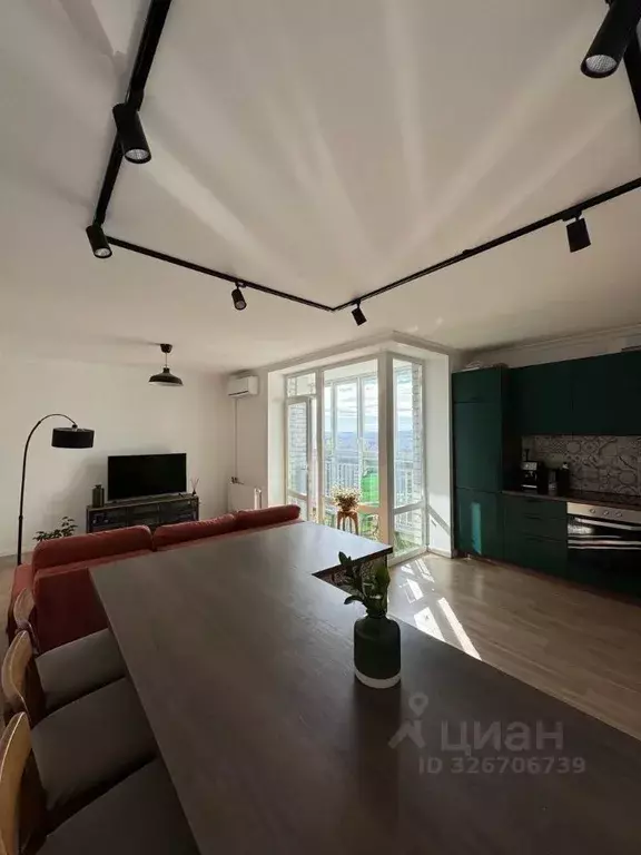 2-к кв. Свердловская область, Екатеринбург ул. Дорожная, 18 (75.8 м) - Фото 2