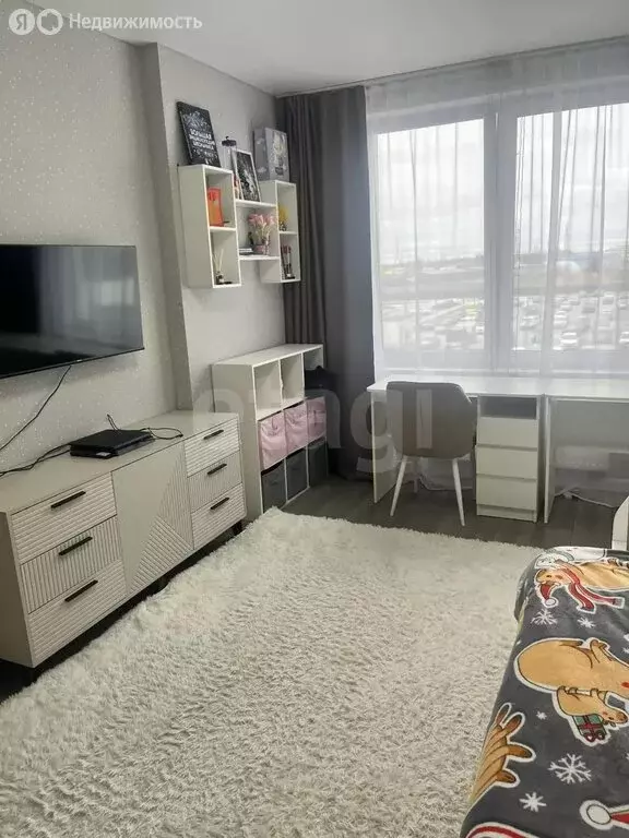 2-комнатная квартира: Тюмень, улица Павла Никольского, 10 (66.8 м) - Фото 1