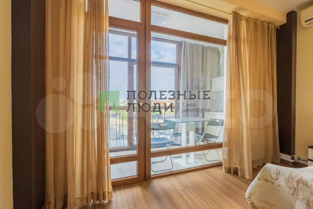 Апартаменты-студия, 30 м, 2/5 эт. - Фото 0