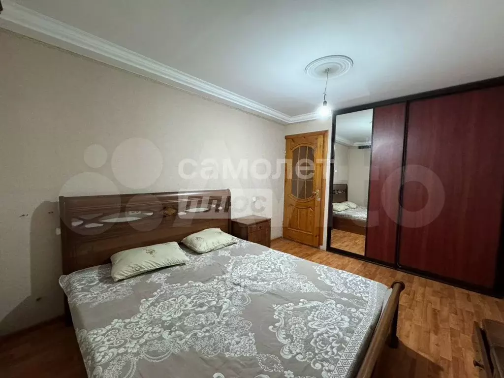 2-к. квартира, 70 м, 2/5 эт. - Фото 1