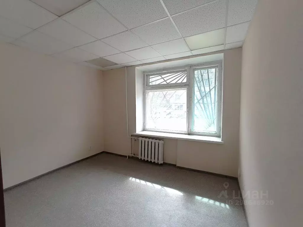 Офис в Кировская область, Киров ул. Крупской, 6а (7 м) - Фото 1