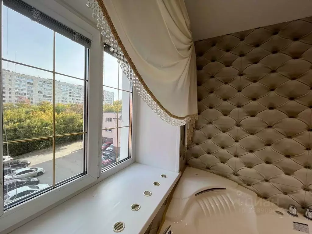 4-к кв. Башкортостан, Уфа ул. Цюрупы, 151 (123.0 м) - Фото 1