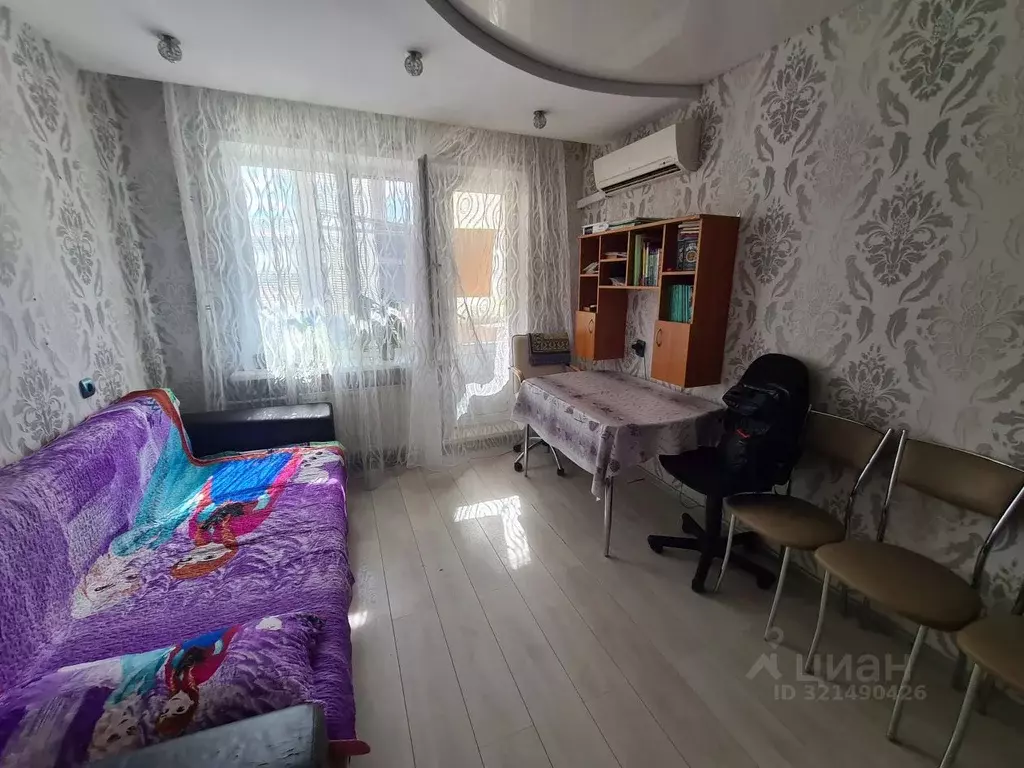 2-к кв. Татарстан, Казань ул. Фатыха Амирхана, 47 (54.0 м) - Фото 0