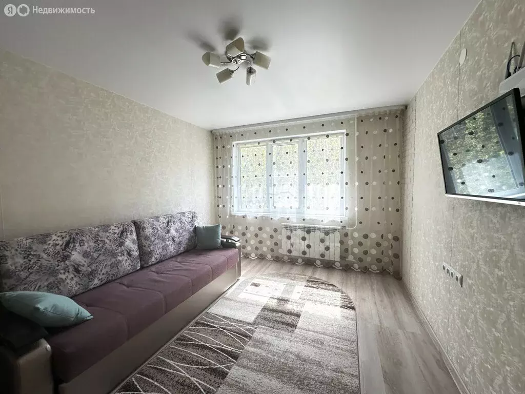 1-комнатная квартира: Екатеринбург, улица Академика Бардина, 13к2 (28 ... - Фото 1