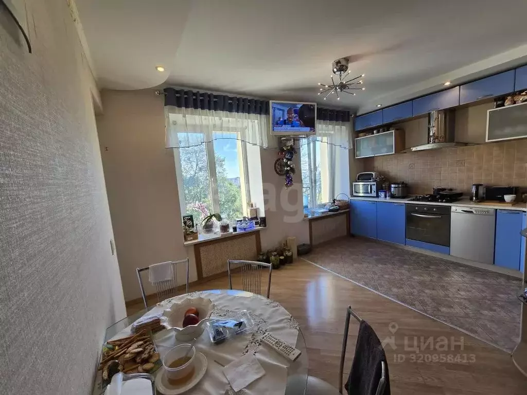 4-к кв. Брянская область, Брянск Ямская ул., 23 (177.7 м) - Фото 1