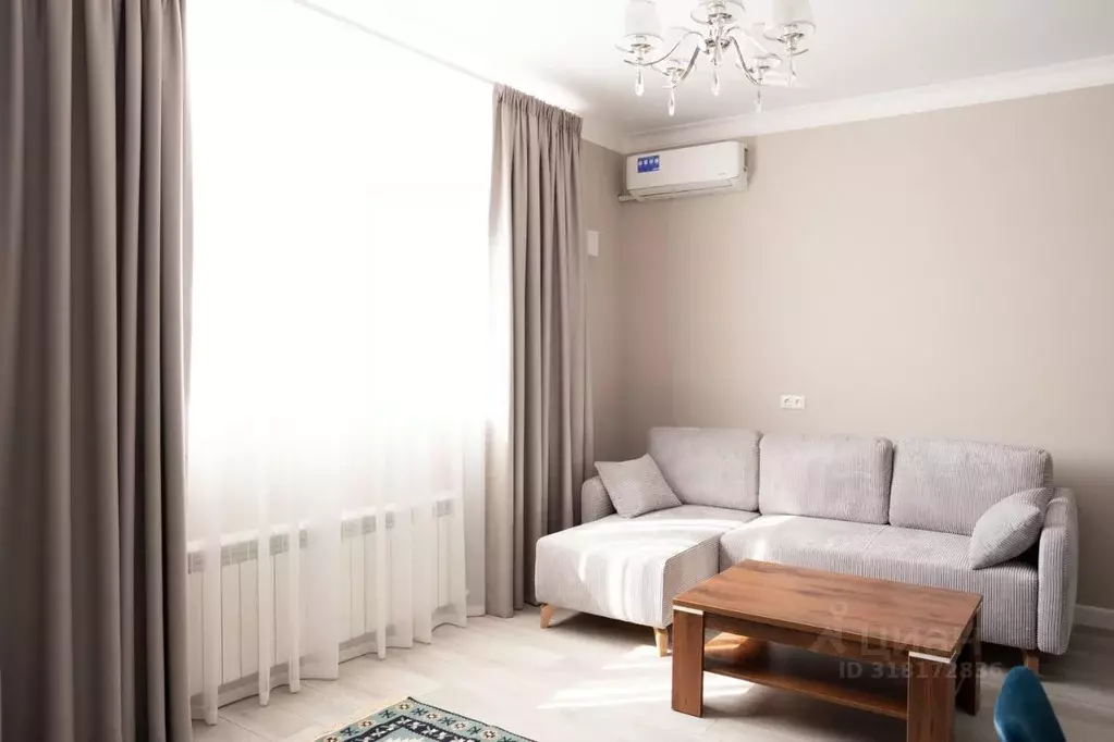 Комната Дагестан, Каспийск ул. 27-я Линия, 1В (35.0 м) - Фото 1